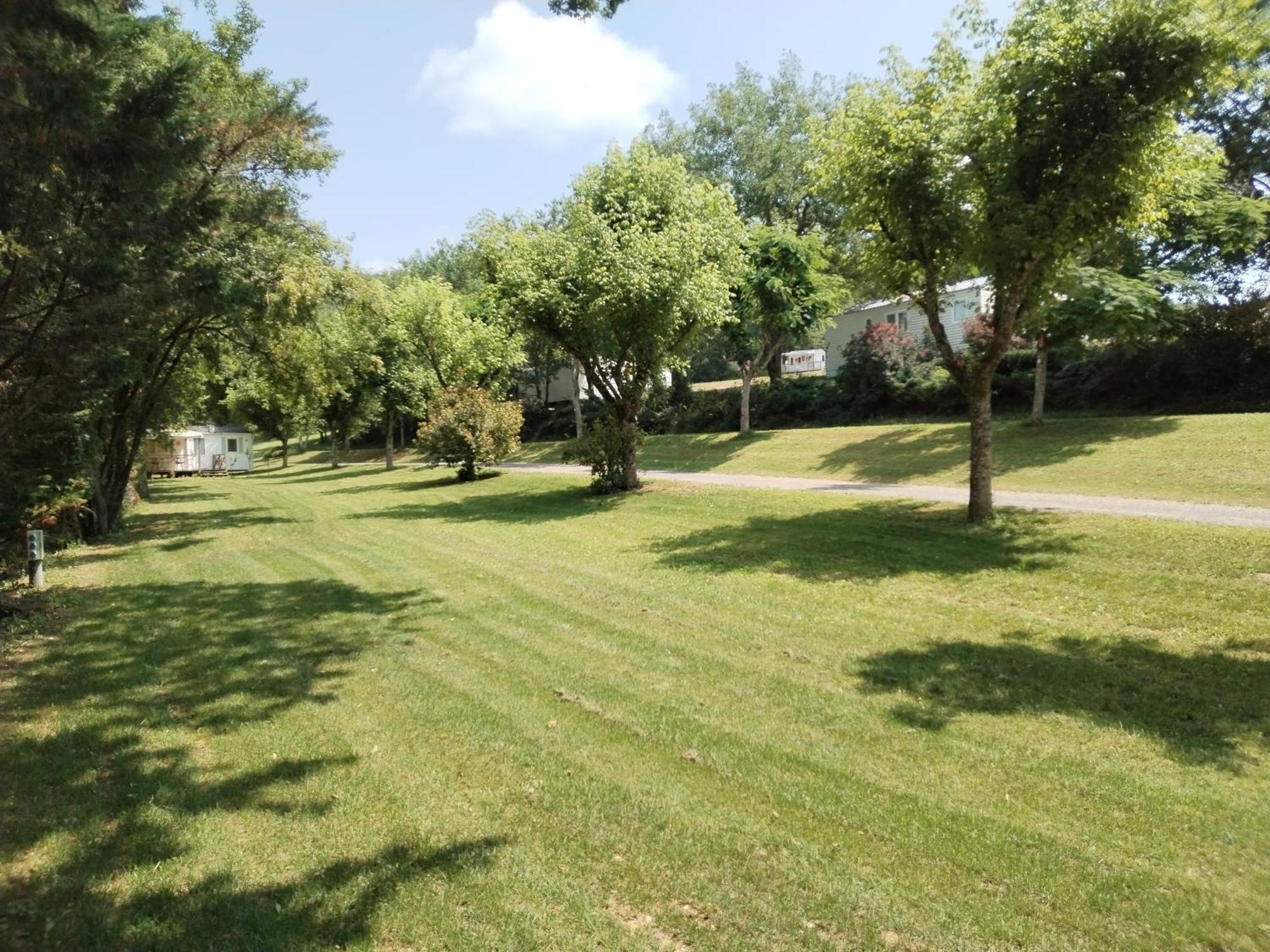 Camping Nature Le Valenty Mobil-Home-Dordogne Panoramique Clim Piscine Soturac ภายนอก รูปภาพ
